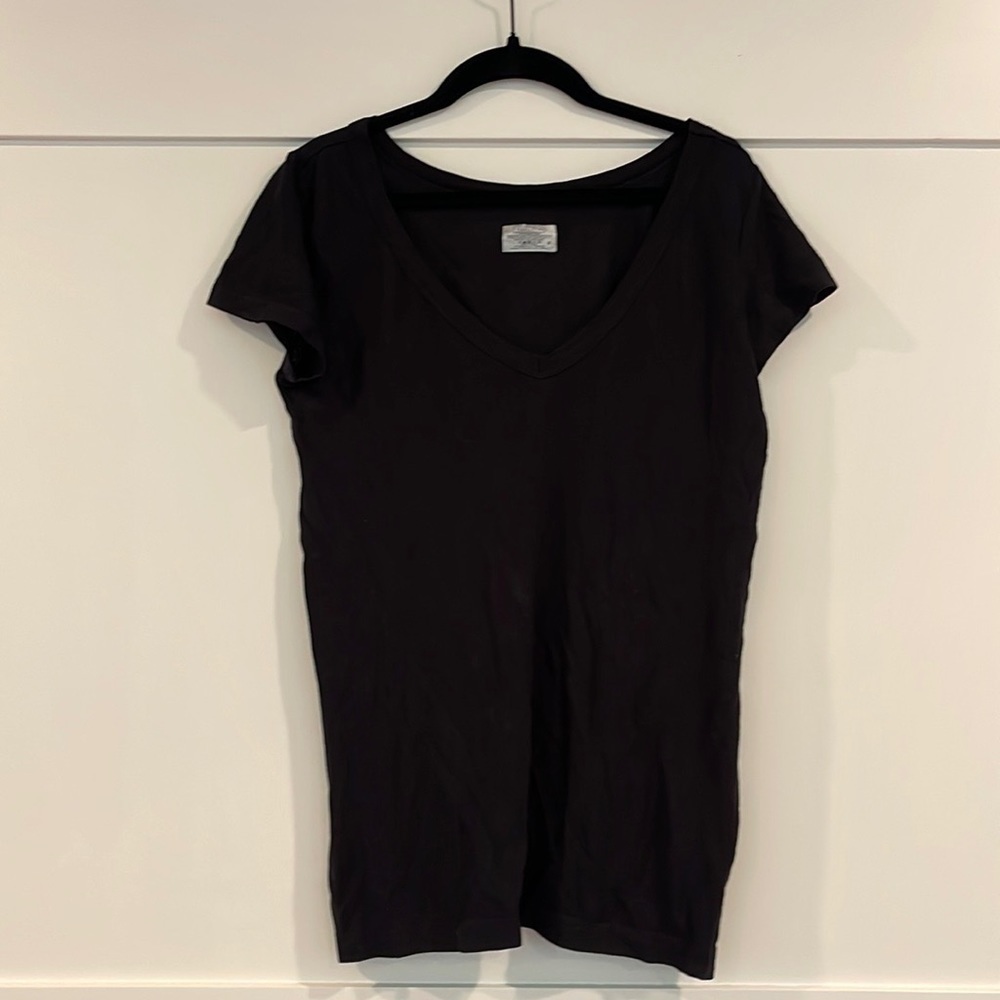 Athleta Black V Neck Short Sleeve T-shirt